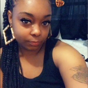 Meet your Posher, Ciara